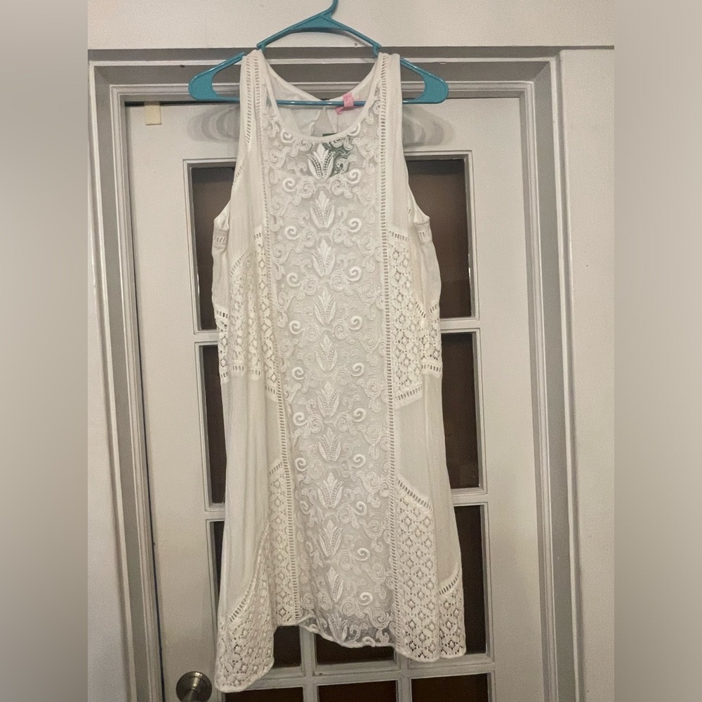 NWT LILLY PULITZER WHITE DRESS..